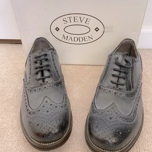 Steve Madden grey Oxfords size 8